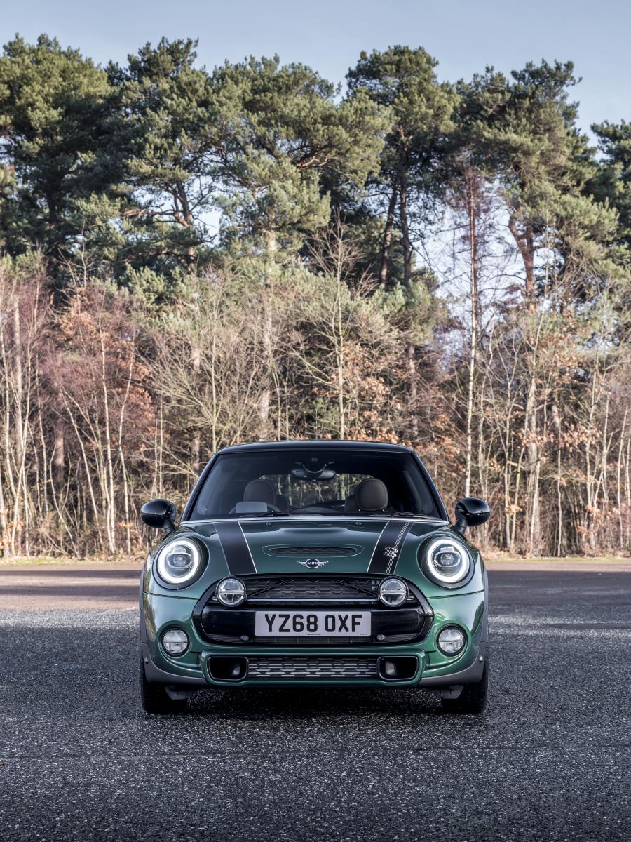  Mini Cooper S 60 Years Edition (F56) 2019 года  (UK) (фото 5 из 18)